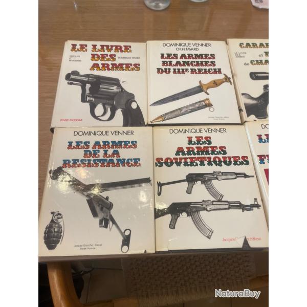 Lot de la collection LE LIVRE DES ARMES de Dominique Venner