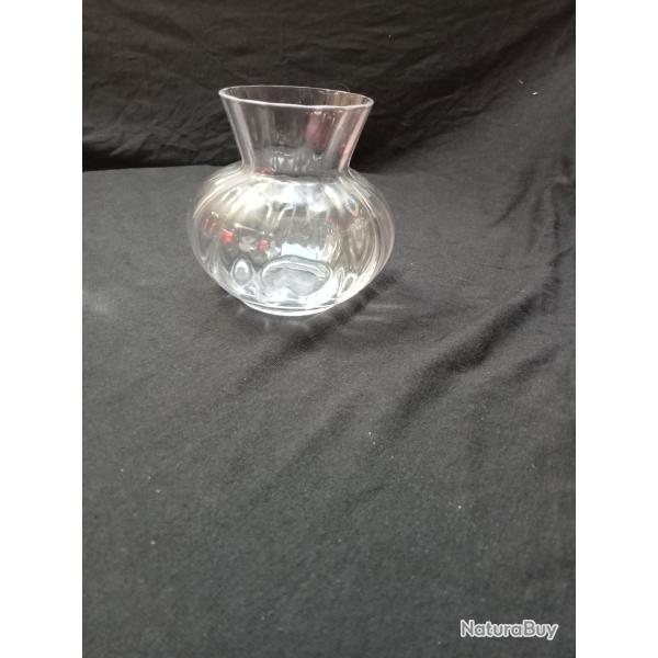 vase ancien sign� Daum exellent �tat, hauteur 11 cm, 360 gr