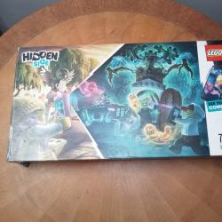 boite de lego Hiden side 35 cm x 19 cm x 5,5 cm