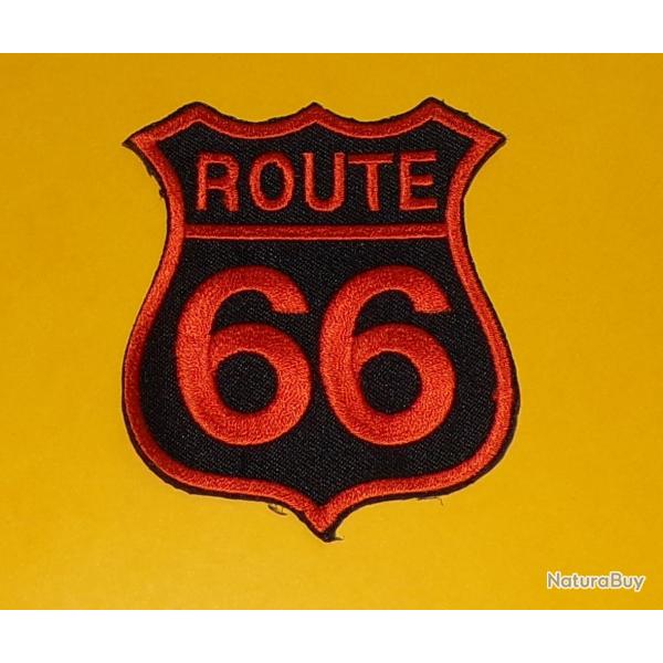 TISSU PATCH : ROUTE 66� , DIAMETRE 8 CM , BON ETAT VOIR PHOTO . POUR TOUT RENSEIGNEMENT ME CONTACTER