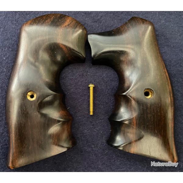 Plaquette ambidextre  bois pr�cieux  pour  Smith & Wesson carcasse J round butt