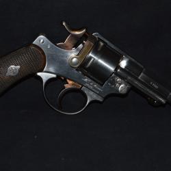 REVOLVER CHAMELOT DELVIGNE MODELE 1873 MANUFACTURE D'ARMES DE SAINT ETIENNE-FABRIQUE EN 1885.
