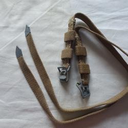 Paire de Sangle de paquetage en toile  Allemand    ( A1 )