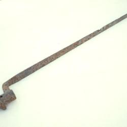 Ba&iuml;onnette &agrave; douille - mod&egrave;le 1847 r&eacute;glementaire arm&eacute;e fran&ccedil;aise longueur 53 cm COU24FSL012