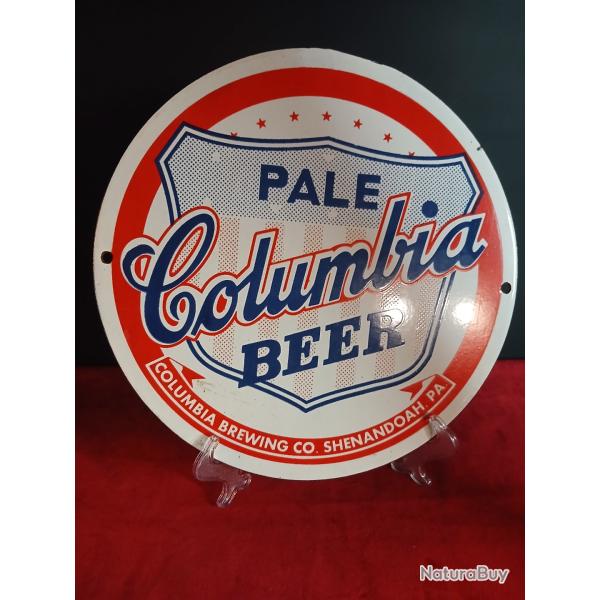 Plaque publicitaire ronde �maill�e pour la bi�re Columbia Pale Beer,