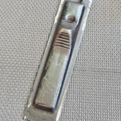 Cache poussi&egrave;re de Bren MK2