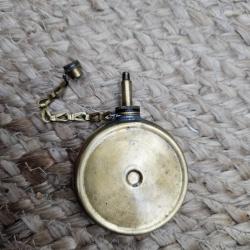 Burette d'huile en laiton avec bouchon