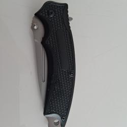 Couteau pliant