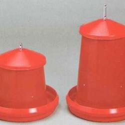 NOURRISSEUR SILO 8KGS PLASTIQUE ROUGE