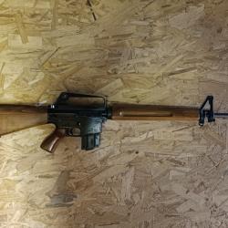 Armi Jager AP74 .22 LR avec garnitures bois � Souci d'&eacute;jection (&eacute;jecteur &agrave; revoir)