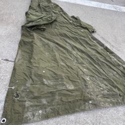 Poncho toile de tente type Zeltbahn arm&eacute;e francaise . BEP indochine post 45 occasion vert kaki