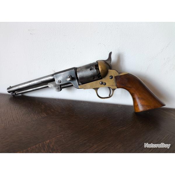 Revolver � poudre noire calibre 36 avec holster et ceinturon