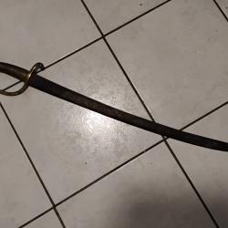 Sabre Briquet &agrave;  identifier. Double marquage GRENADIER.