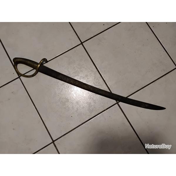 Sabre Briquet �  identifier. Double marquage GRENADIER.
