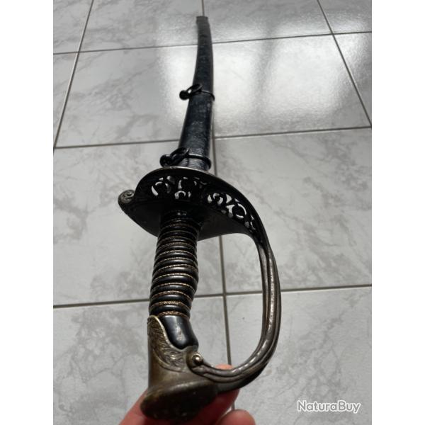 Sabre de cavalerie Napol�on III vers 1873 avec fourreau manche �b�ne