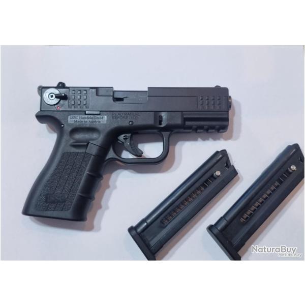 issc m22 .22 lr avec malette et 2 chargeurs. Bon �tat g�n�ral.