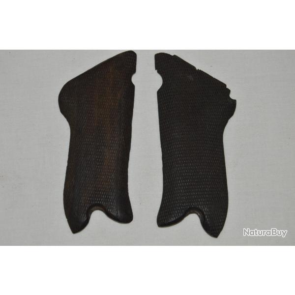PLAQUETTES POUR PISTOLET ALLEMAND L�GER MODELE 1908-GRANDE GUERRE 1914/1918