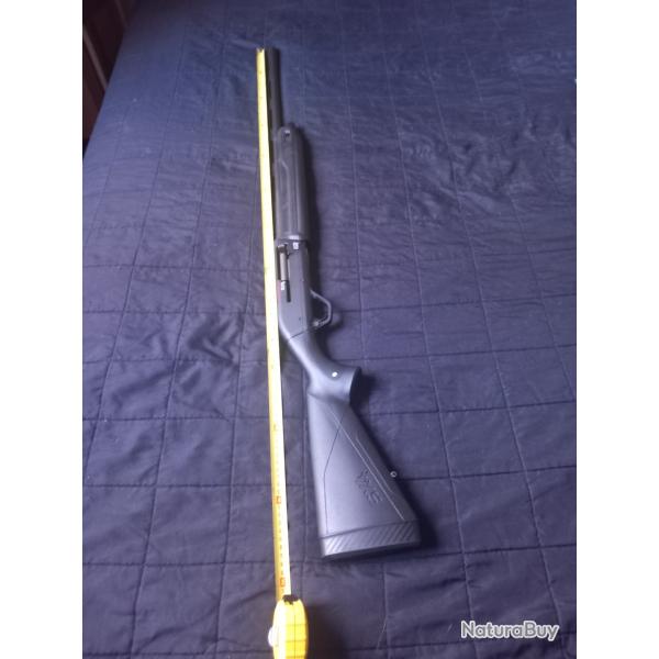 Winchester SX4 synth�tique tir� une bo�te.