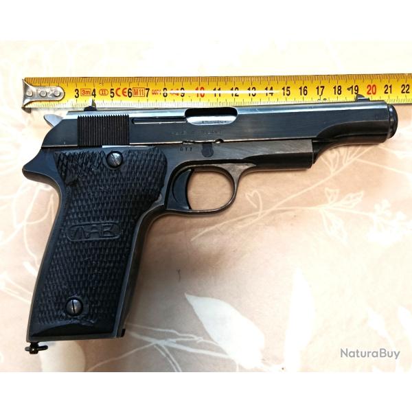 PISTOLET MAB R9