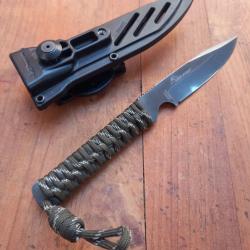 Joli Couteau WILDSTEER Manche en Paracorde  avec &Eacute;tui