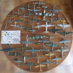 Magnifique collection 47 avions miniatures militaires 1/144e (M&eacute;tal/Diecast)