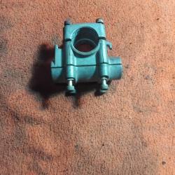 Support fixation guidon d&eacute;broussailleuse Robin NB411