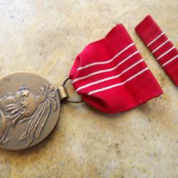 m&eacute;daillede  la lib&eacute;rt&eacute; seconde guerre US army Indochine medal of freedom