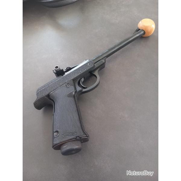Pistolet WALTHER LP 53
