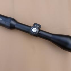 Lunette HAWKE Endurance 2,5 -10 x 50