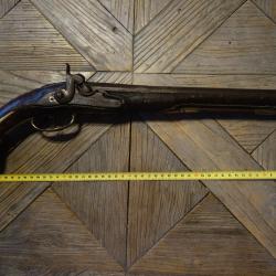 GRAND PISTOLET SILEX TRANSFORMER EN PERCUSSION DES ANNEES 1700 LONGUEUR 55 cm