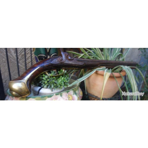 GRAND PISTOLET SILEX TRANSFORMER EN PERCUSSION DES ANNEES 1700 LONGUEUR 55 cm