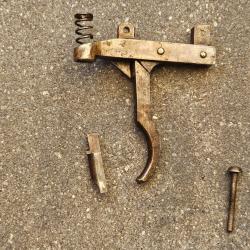 Lot de pi&egrave;ces de la d&eacute;tente de Carcano 91 / 41 ou autres 91