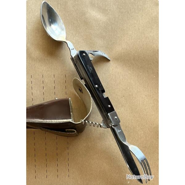 Couteau Touriste, P�cheur et Chasseur Sovietique (Russe)..