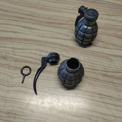 2 fausse grenade MK2