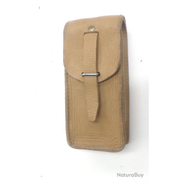 n�cessaire de pistolet-mitrailleur MAT 49
