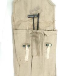 Porte-chargeur russe pour chargeurs cintr&eacute;s de PPSh41 eou de PPS43