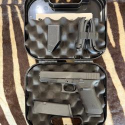 Glock 21 cal. 45 acp