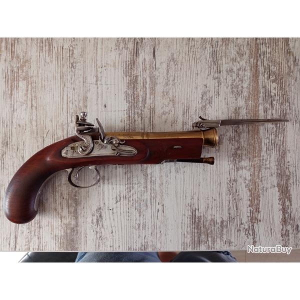 Pistolet � silex Dikar