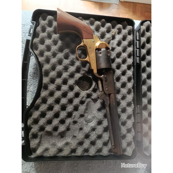 Pietta calibre 36 poudre noire.