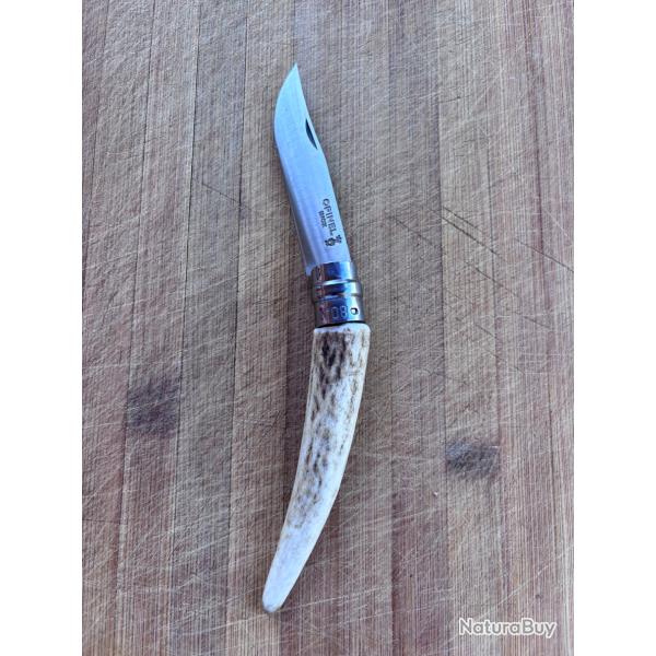 Opinel bois de cerf num�ro 8 inox