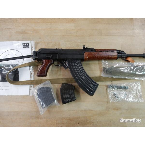 CARABINE STV MK67 FOLDING STOCK CAL 7.62X39 3 CHARGEURS ET ACCESSOIRES OCCASION BON ETAT