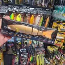 Balam 200 ochi ayu
