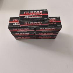Lot de 7x50 Munitions 22lr cci blazer.