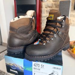 Chaussure Meindl taille 41 imperm&eacute;able
