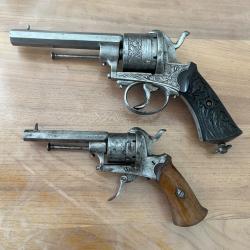 Lot de deux revolver &agrave; broche