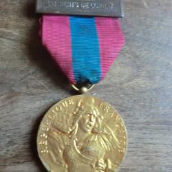 m&eacute;daille d&eacute;fense nationale batiments de combat