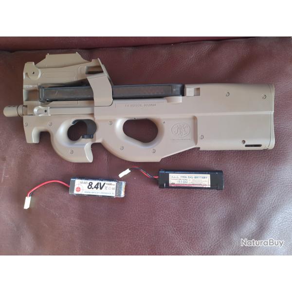 airsoft R�plique P90 Red Dot FDE FN Herstal AEG + 2 batteries + lampe skywoods PL 1020 en super �tat