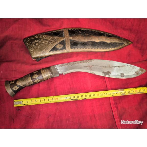 Couteau n�palais Kukri gurkha traditionnel, confection ancienne