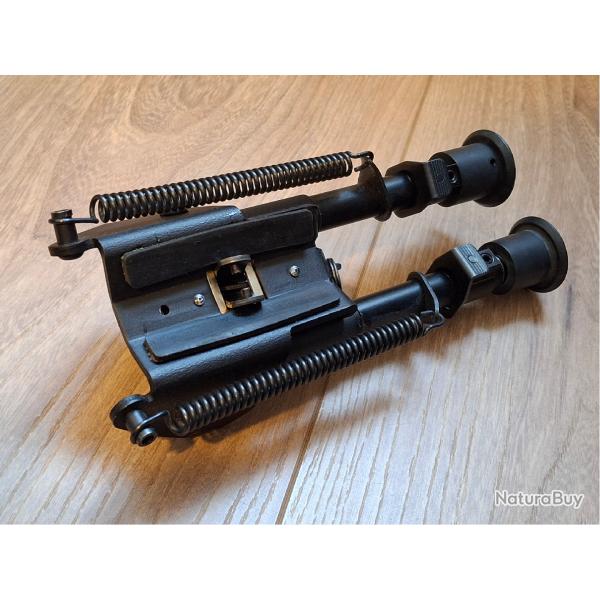 Bipied pour anneau de grenadi�re r�glable 5 positions de15 � 22cm