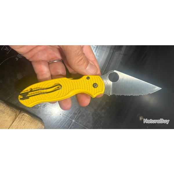 Spyderco Para 3 CPM Magnacut